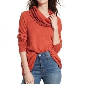 FREE PEOPLE BURNT ORANGE COCOON COWL NECK SWEATER SIZE XS H3
